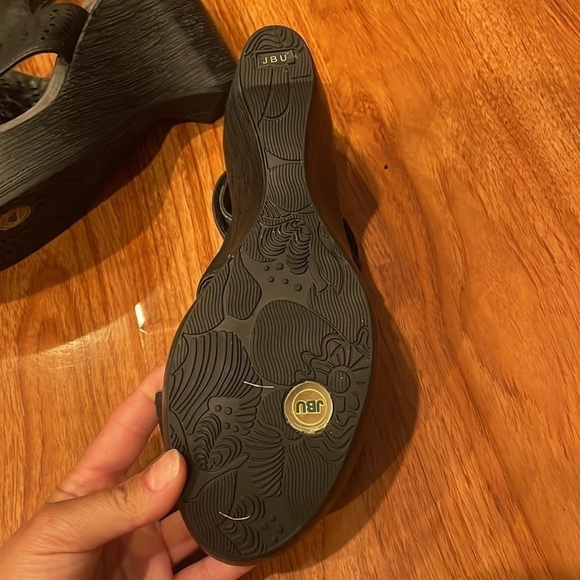 Jbu wedges womens size7.5 black​​​​​​​ - Picture 4 of 8